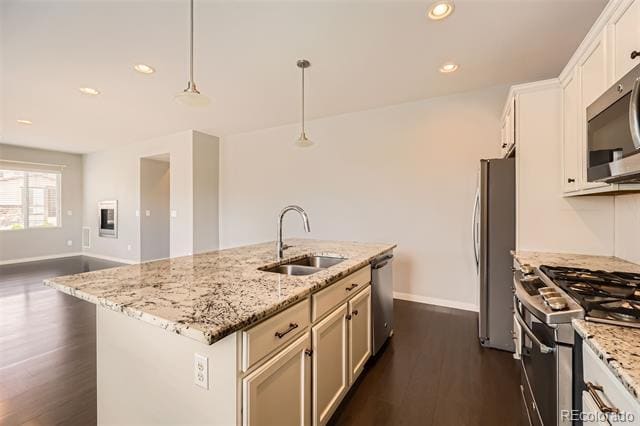 Building Photo - 14000 Touchstone Point