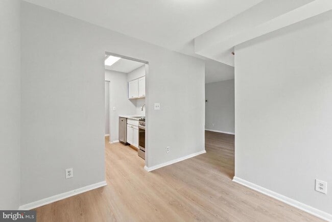 Building Photo - 6003 Majors Ln