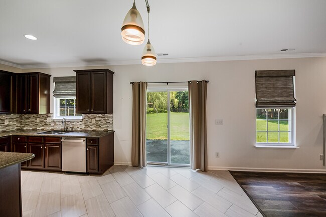 Building Photo - 12420 Tetons Ct