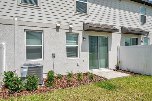 Building Photo - 7705 Momentum Pkwy