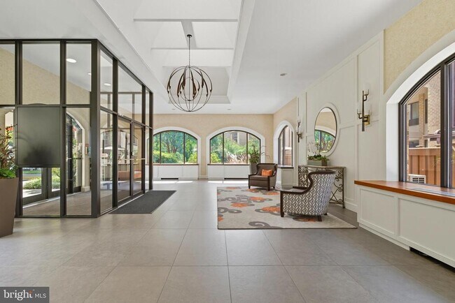 Building Photo - 11430 Strand Dr