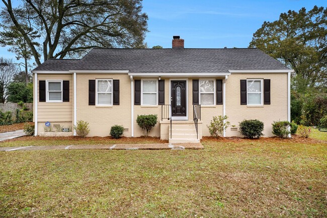 Building Photo - 3 bedroom 2 Bath Decatur Bungalow