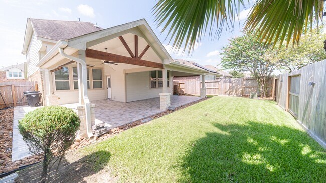 Building Photo - 13303 Davenport Hills Ln