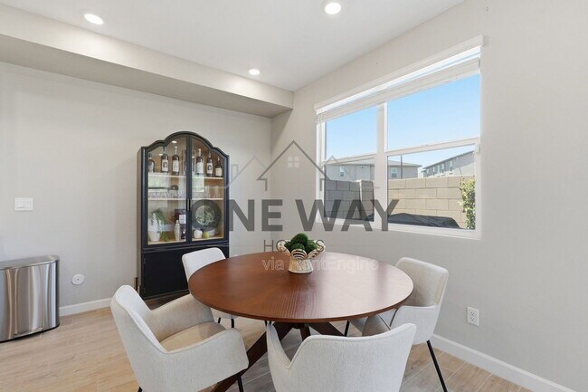 Building Photo - 5832 E Rose Gdn Ln