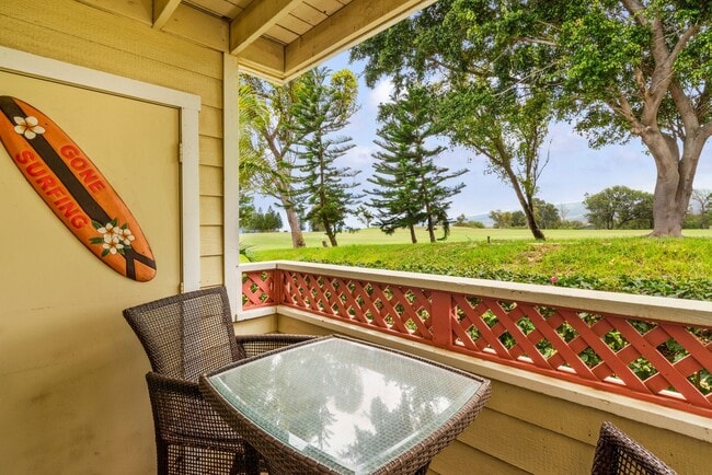 Building Photo - Beautiful turnkey furnished 1- Bedroom 1-bath condo at Fairway Terrace