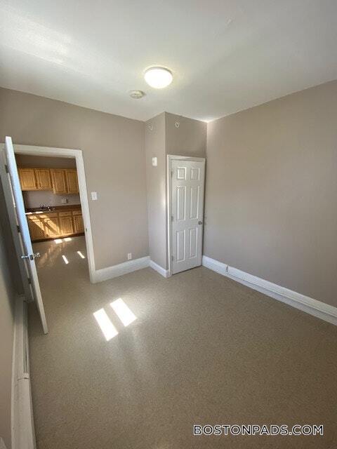 Building Photo - 66 Batchelder St