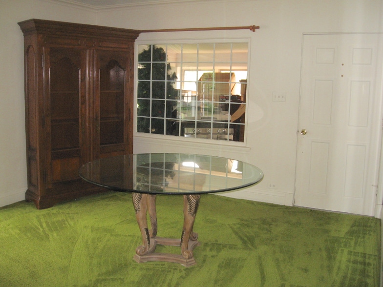 Building Photo - 3746 Fairview Ave