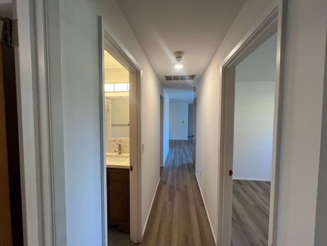 Building Photo - Charming 3-Bedroom Home with Fresh Updates