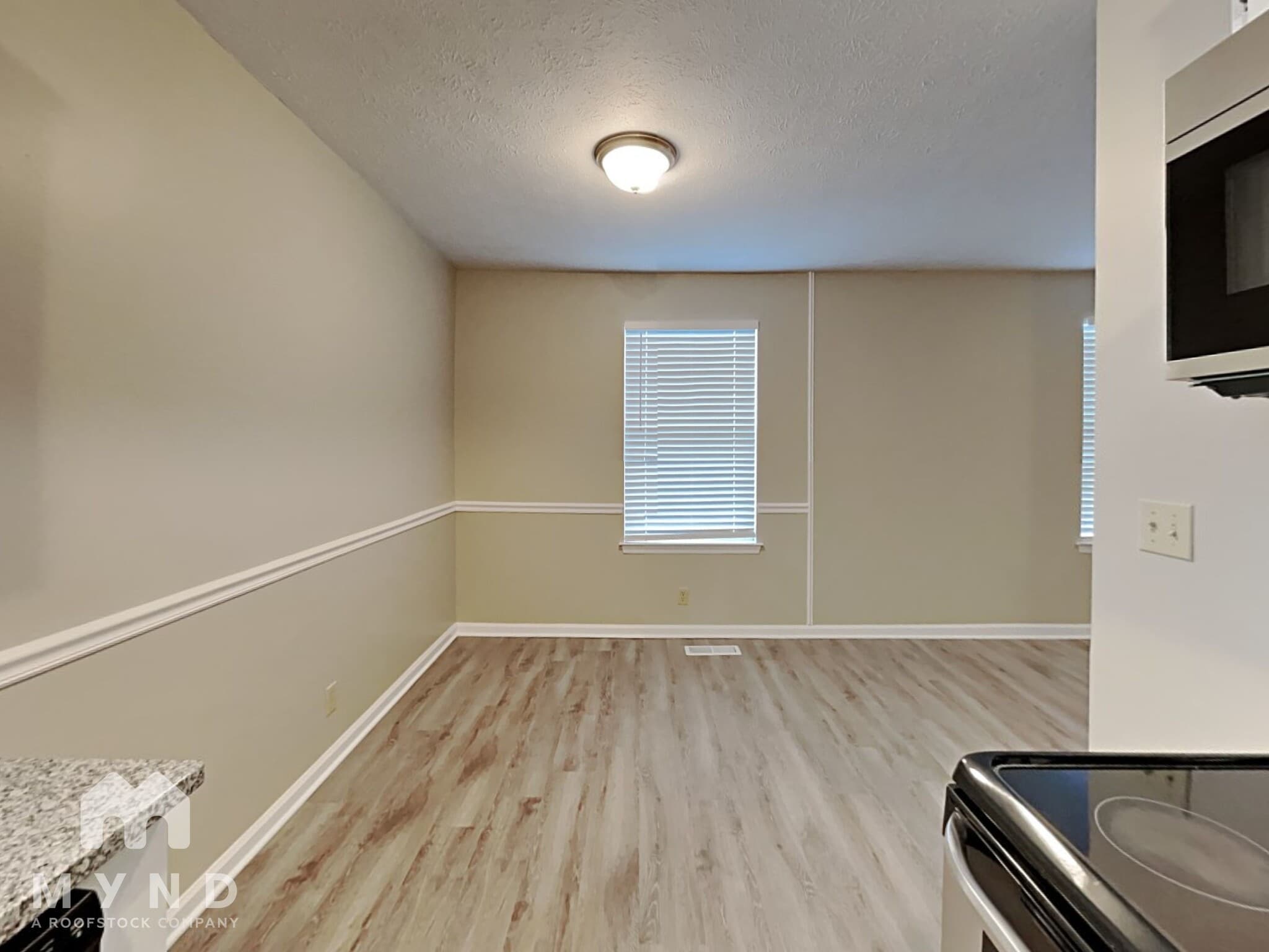 Building Photo - 305 Burlwood Ct