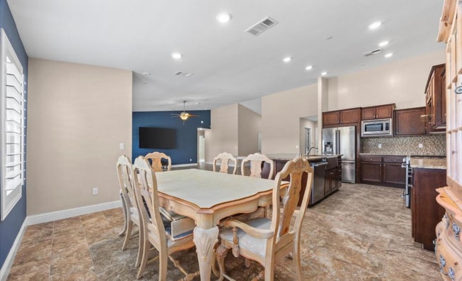 Building Photo - Beautiful 4 Bed 2 Bath Home!!!
