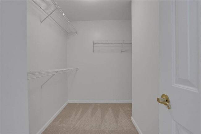 Building Photo - 127 Tara Blvd