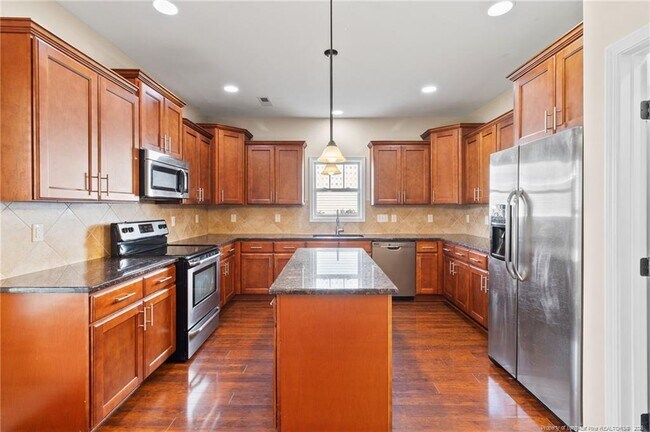 Building Photo - 368 Exeter Dr