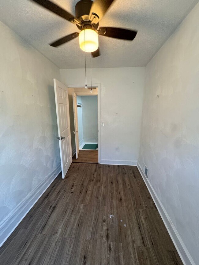 Building Photo - Spacious 3 bedroom, 2 bath home in Sharpsburg