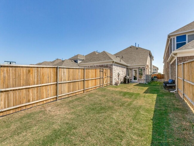 Building Photo - 337 Gleneagles Dr