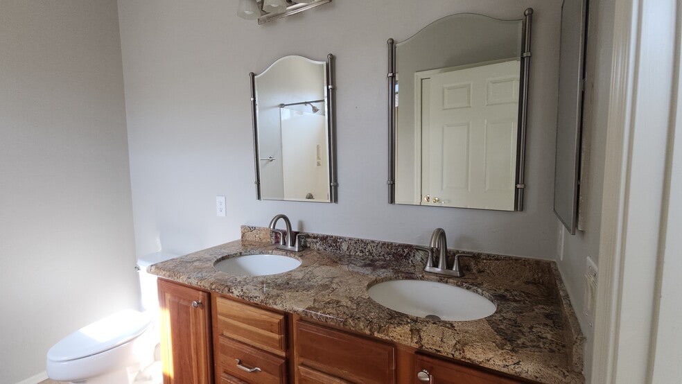 Master Bathroom - 4815 E Silverpuffs Way