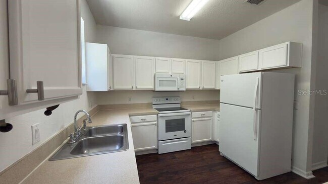 Building Photo - 4317 Paradise Cove Ct