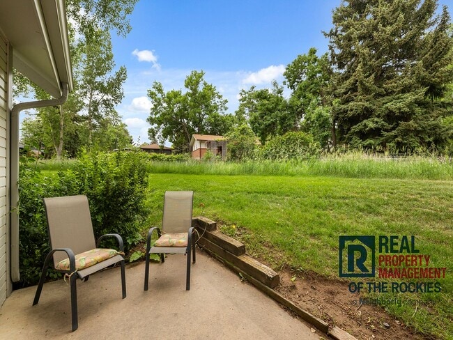 Building Photo - 3 Bed 3 Bath Updated Townhouse in Fort Collins!