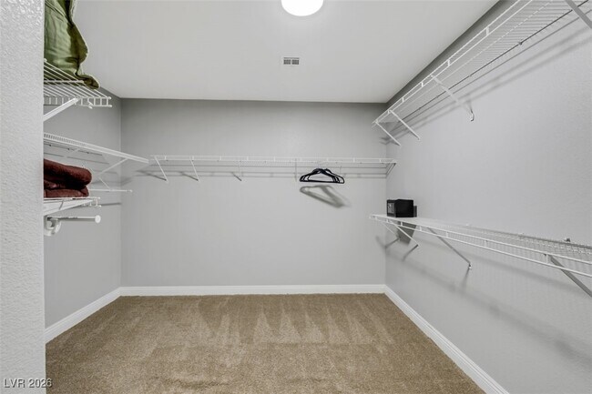 Building Photo - 9495 Vieno Canyon St