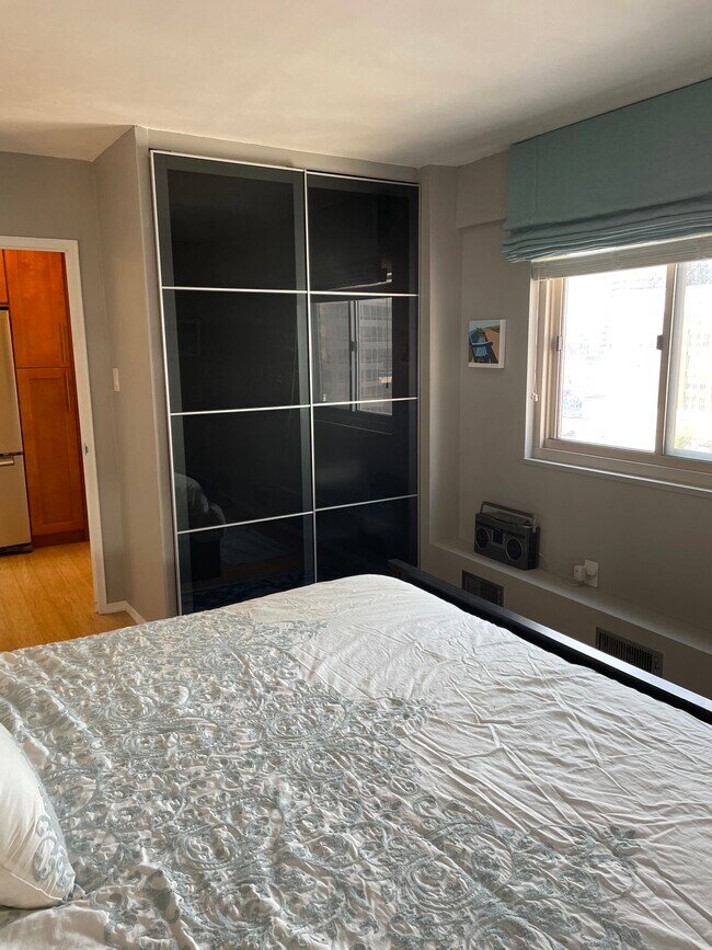 Lots of Closet space - 2101 Chestnut St