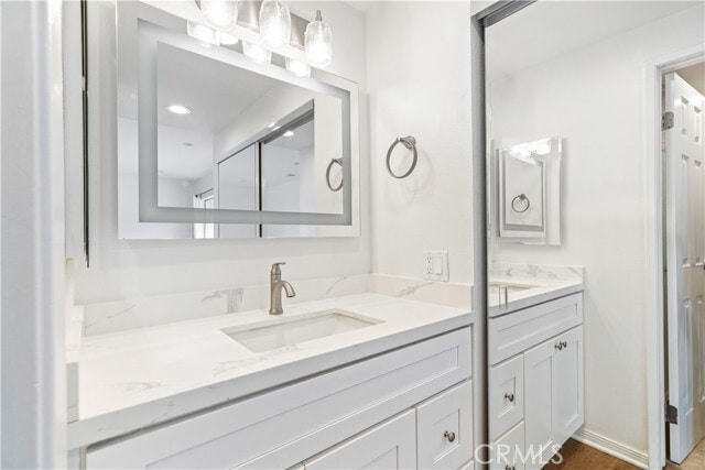 Building Photo - 6216 Tapia Dr