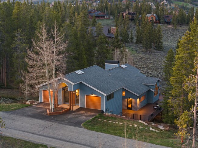 Building Photo - 1107 Penstemon Rd