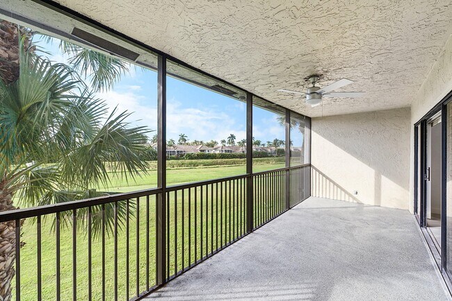 Building Photo - 5054 Golfview Ct