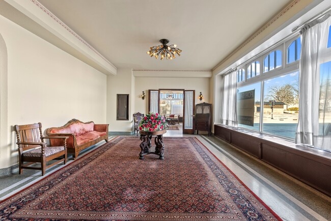 Building Photo - The Downtown Rogers