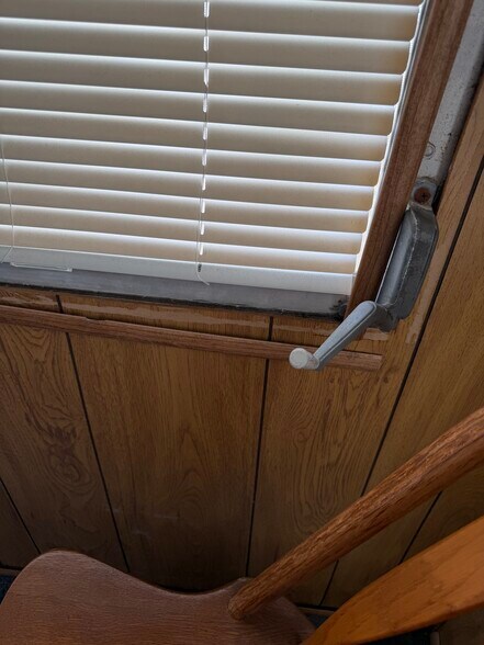 Building Photo - 110 Kon Tiki Ter