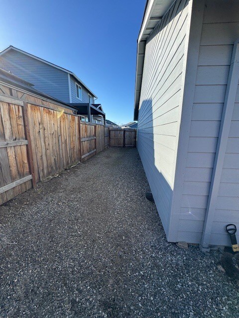 Building Photo - 1004 Brandon Way