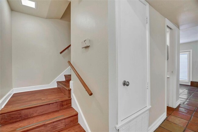 Building Photo - 3611 Las Colinas Dr
