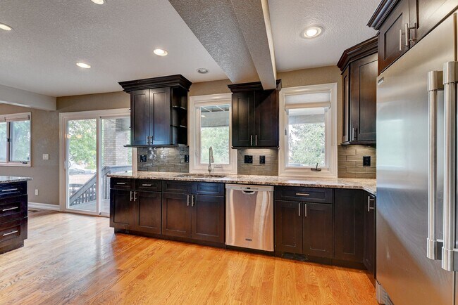 Building Photo - 3369 S Tulare Ct