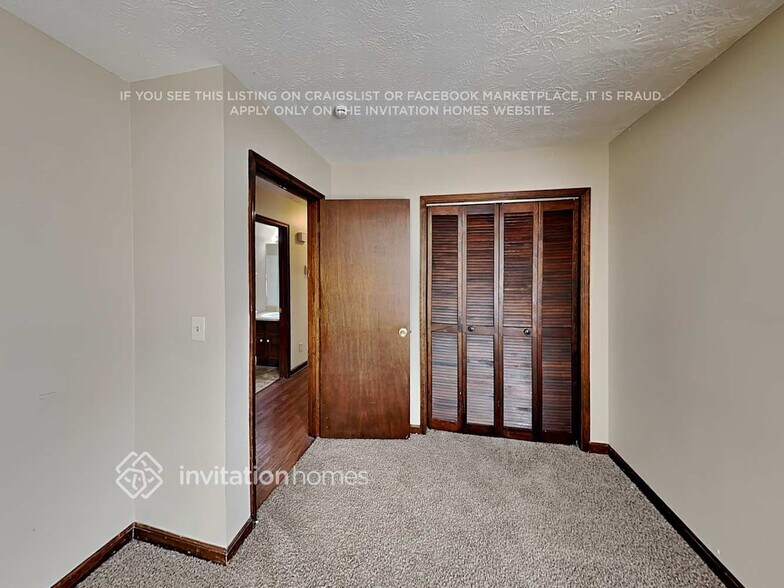 Building Photo - 1050 Rockcrest Dr