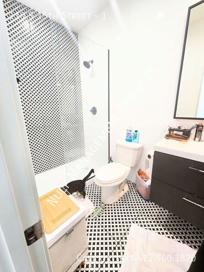 Building Photo - 110 S 15th St