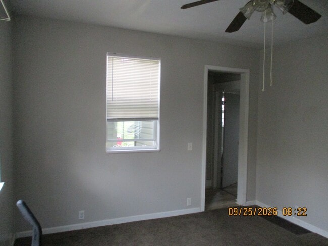 Building Photo - 611 Liberty Dr