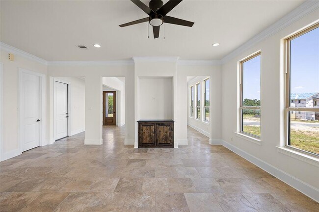 Building Photo - 711 Paleface Ranch Rd