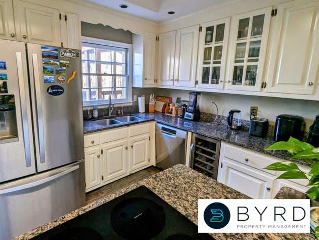 Building Photo - 3010 Robious Crossing Dr