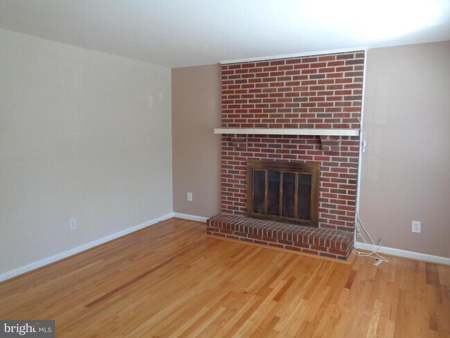 Primary Photo - 1620 Trebor Ct