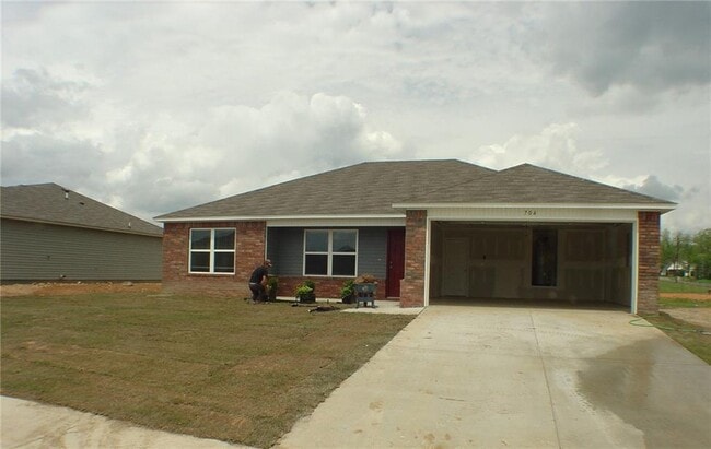 Building Photo - 704 NW 70th Ave