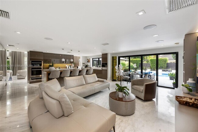 Building Photo - 9465 NW 52nd Doral Ln