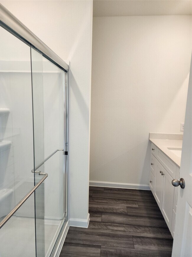 Building Photo - 31306 Gayle Prairie Oaks St