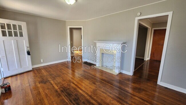 Building Photo - 409 N Key Blvd
