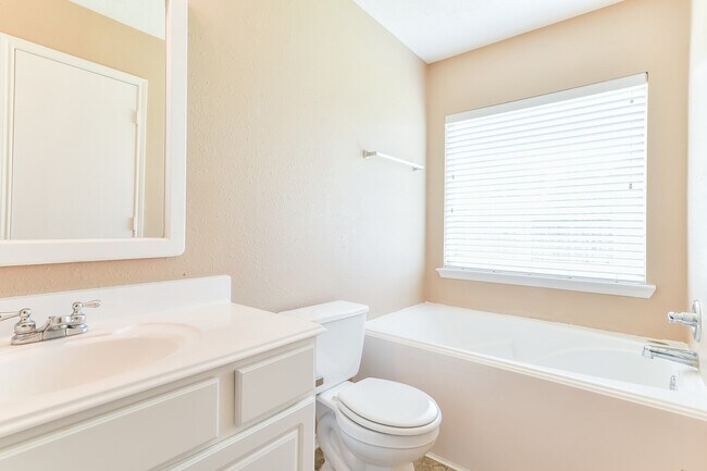 Building Photo - 20515 Fairworth Pl Ln