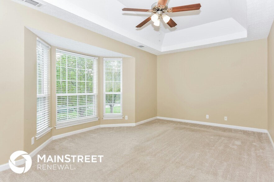 Building Photo - 405 Brookview Dr