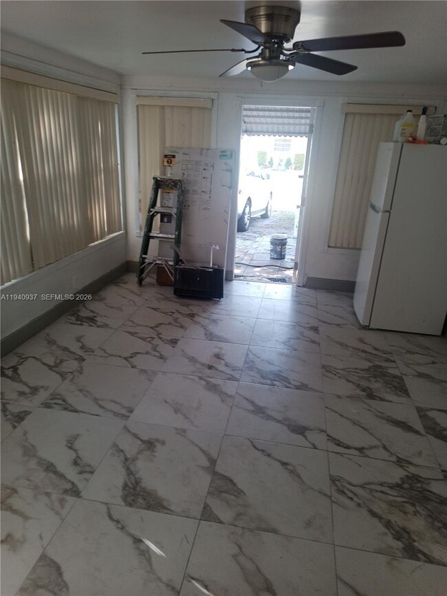 Building Photo - 6280 SW 8th Pl