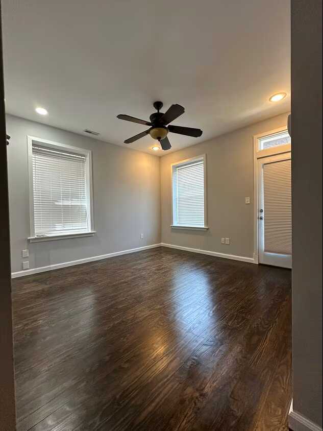 Building Photo - 3169 Portis Ave