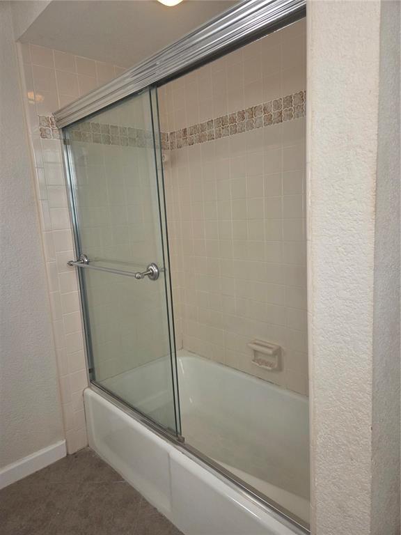 Building Photo - 2900 N Mills Ave