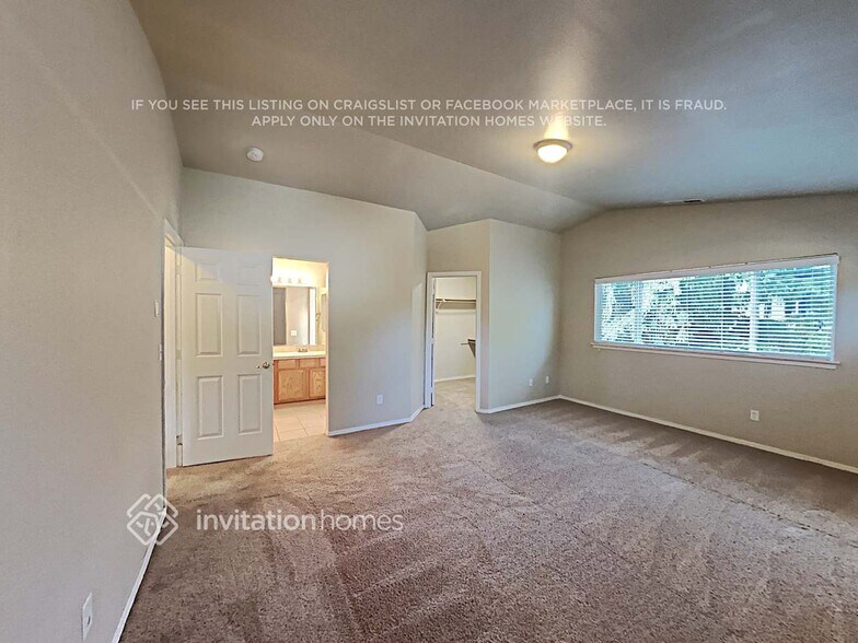Building Photo - 9224 178 St Ct E