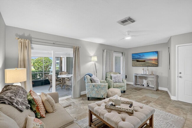 Building Photo - 950 S Kanner Hwy