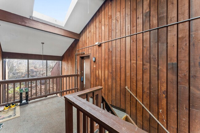 Building Photo - 1 Fairfield Ave