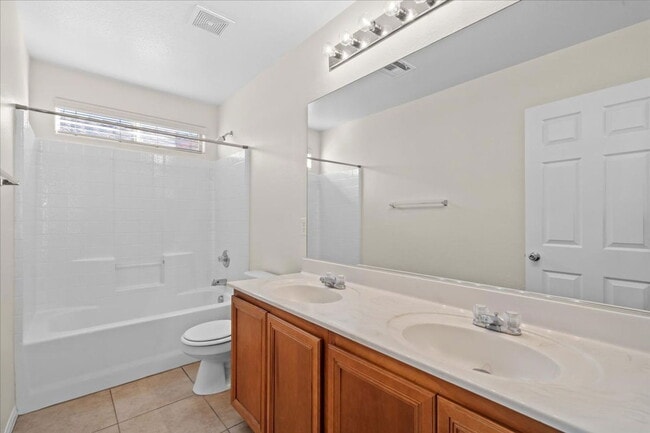 Building Photo - 4790 Greencombe Ct